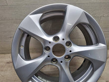 Load image into Gallery viewer, 1x Alufelge 17 Zoll 5x120 6797518 BMW 1 E88 E82 Rim Wheel FEL8800867919ix