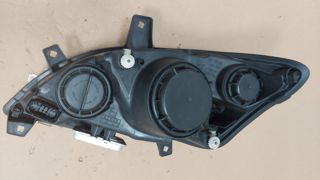 Frontscheinwerfer Mercedes-Benz Viano A6398202961 Rechts Scheinwerfer Headlight SCH6920100771sd