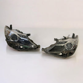 Frontscheinwerfer Toyota Auris 81130-02J61 Rechts Scheinwerfer Headlight