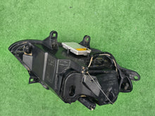 Load image into Gallery viewer, Frontscheinwerfer BMW Z4 E85 E86 Xenon Ein Stück (Rechts oder Links) Headlight SCH2519915576gs