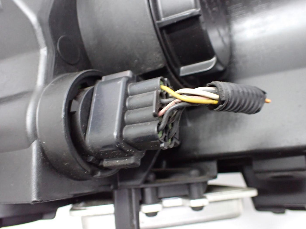 Frontscheinwerfer Kia Sportage 92102-3 92102-3UXXX LED Rechts Headlight SCH1714914736ea