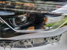 Laden Sie das Bild in den Galerie-Viewer, Frontscheinwerfer Mercedes-Benz Gla H247 A2479064104 A2479064204 LED Ein Satz SCH4394297796rz