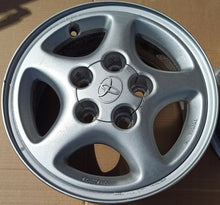Load image into Gallery viewer, 4x Alufelge 14 Zoll 5x100 45ET Glanz Silber Toyota Rim Wheel FEL8708397397qg