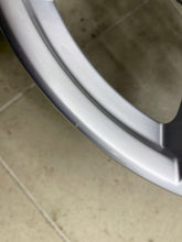 Laden Sie das Bild in den Galerie-Viewer, 4x Alufelge 17 Zoll 7.0" 5x112 42ET Glanz Silber 8W0601025P Audi B9 Rim Wheel FEL8704660310tb