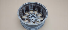 Laden Sie das Bild in den Galerie-Viewer, 1x Alufelge 17 Zoll 7.5&quot; 5x114.3 45ET Toyota Camry Rim Wheel