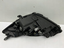 Load image into Gallery viewer, Frontscheinwerfer Toyota Yaris Rechts Scheinwerfer Headlight