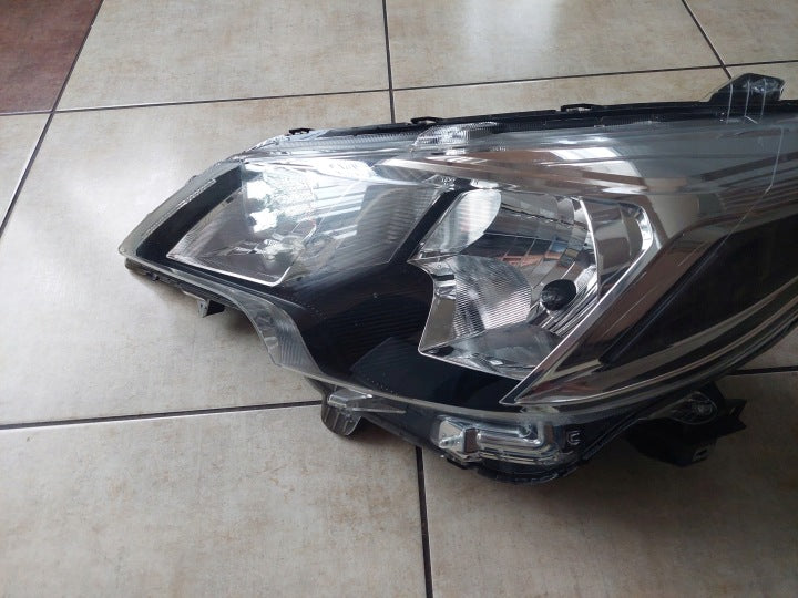 Frontscheinwerfer Mitsubishi Space W Star Links Scheinwerfer Headlight SCH5993120131zw