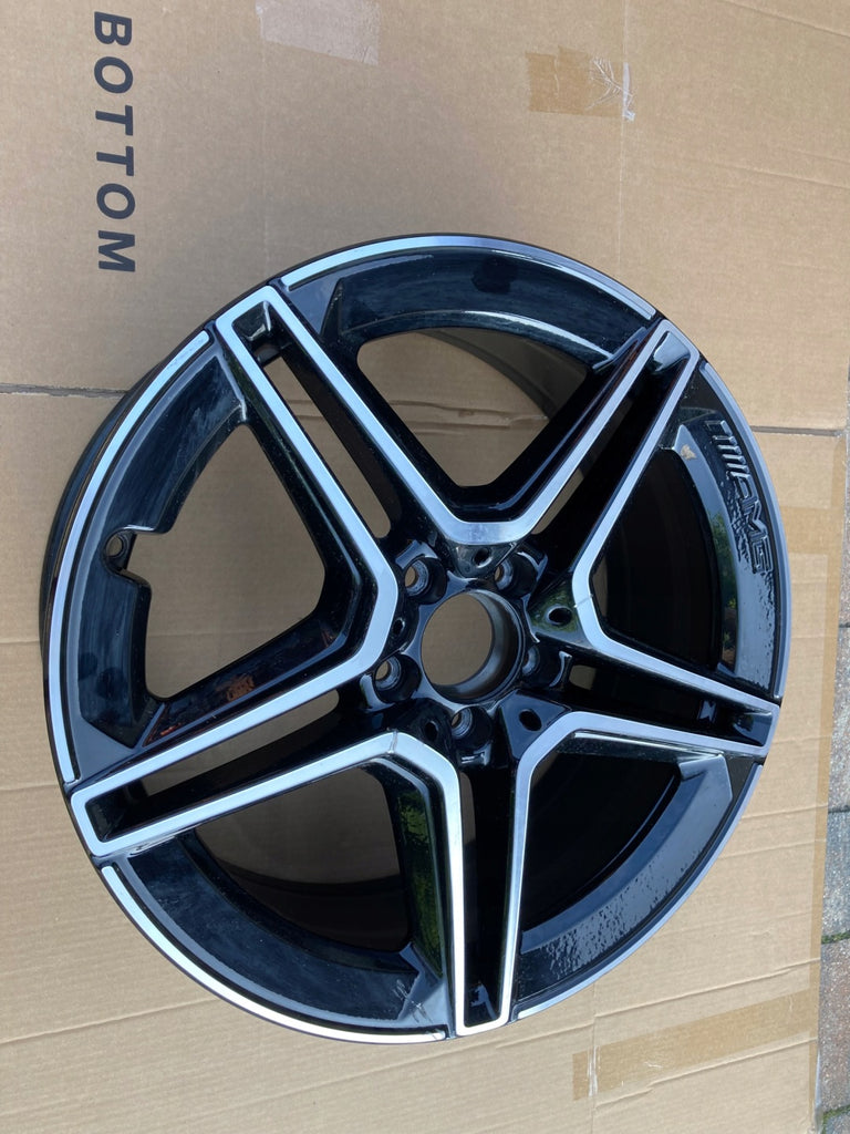 1x Alufelge 19 Zoll 7.5" 5x112 53ET A2474011500 Mercedes-Benz Glb Gla Amg FEL2698902104pc