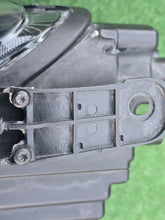 Laden Sie das Bild in den Galerie-Viewer, Frontscheinwerfer Dacia Duster 260101613R LED Rechts Scheinwerfer Headlight SCH8932437237wf