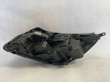 Laden Sie das Bild in den Galerie-Viewer, Frontscheinwerfer Kia Sorento III 92102-C5620 Rechts Scheinwerfer Headlight SCH5014397445ln