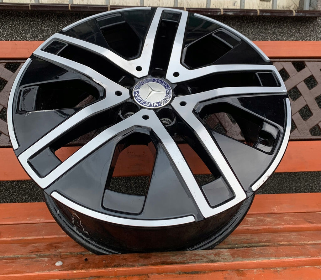 1x Alufelge 18 Zoll 7.5" 5x112 53ET Glanz Schwarz A2474012700 Mercedes-Benz W247