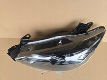 Laden Sie das Bild in den Galerie-Viewer, Frontscheinwerfer Mazda Cx5 KA1L51040C Full LED Ein Stück (Rechts oder Links)