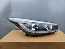 Laden Sie das Bild in den Galerie-Viewer, Frontscheinwerfer Kia Ceed 92102A2060 Rechts Scheinwerfer Headlight