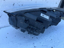 Laden Sie das Bild in den Galerie-Viewer, Frontscheinwerfer Opel Crossland X YQ00709880 Rechts Scheinwerfer Headlight SCH1738132940th