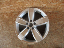 Laden Sie das Bild in den Galerie-Viewer, 1x Alufelge 17 Zoll 6.5" 5x112 41ET 3G0071497B VW Passat B8 Rim Wheel FEL5504738645bp