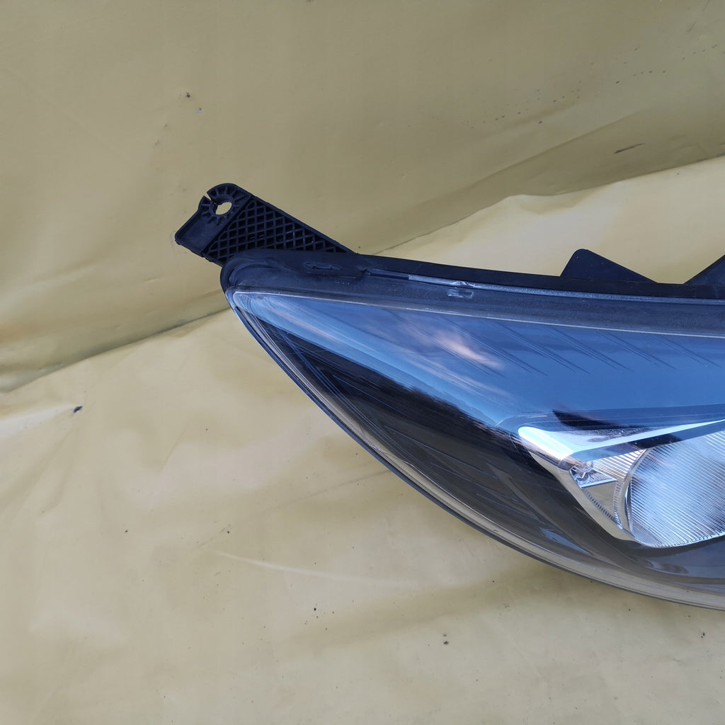 Frontscheinwerfer Ford Focus BM51-13W029-DK Rechts Scheinwerfer Headlight