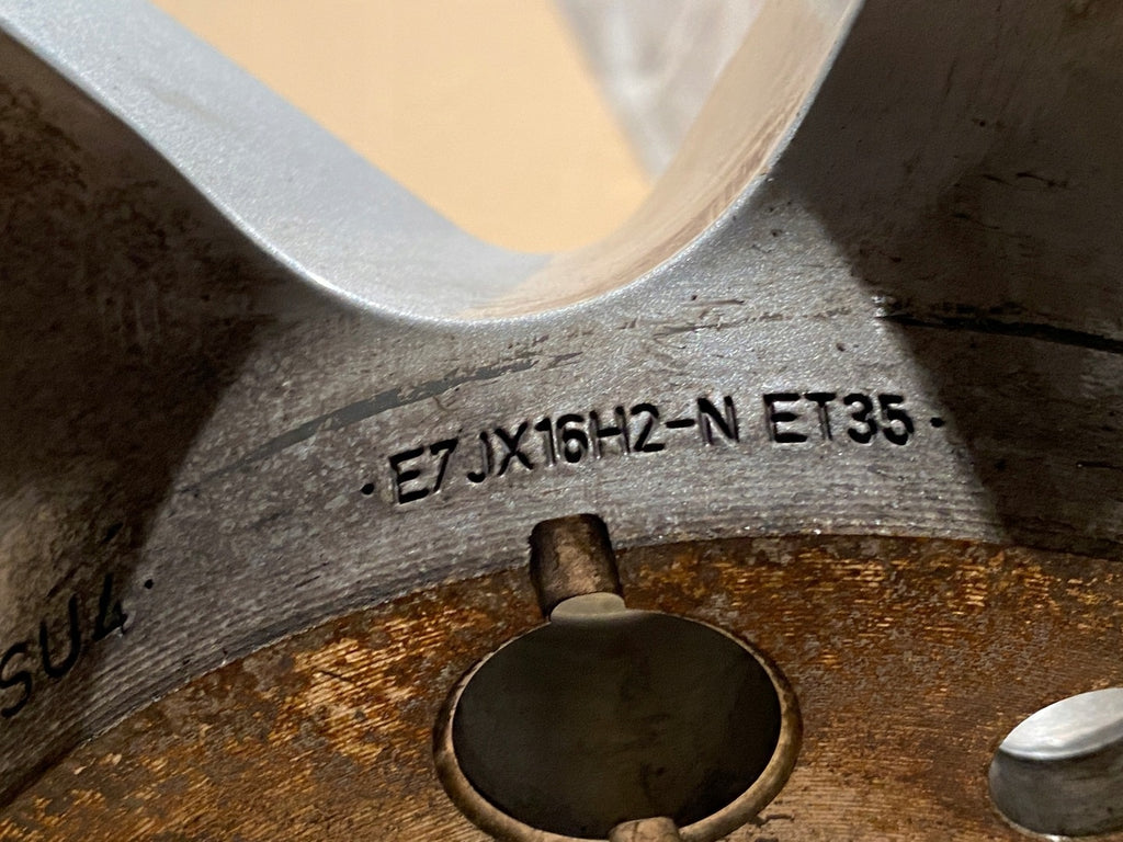 1x Alufelge 16 Zoll 7.0" 5x112 35ET 8W0601025EF Audi A4 B9 Rim Wheel