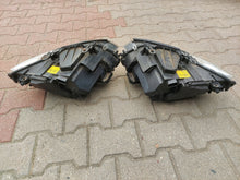 Laden Sie das Bild in den Galerie-Viewer, Frontscheinwerfer BMW E93 E92 7162127 7182507 7162128 7182508 Rechts oder Links SCH9086112859os