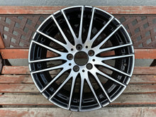 Load image into Gallery viewer, 1x Alufelge 18 Zoll 7.5" 5x112 40ET Glanz Schwarz A2064014900 Mercedes-Benz W206 FEL2250262260zm