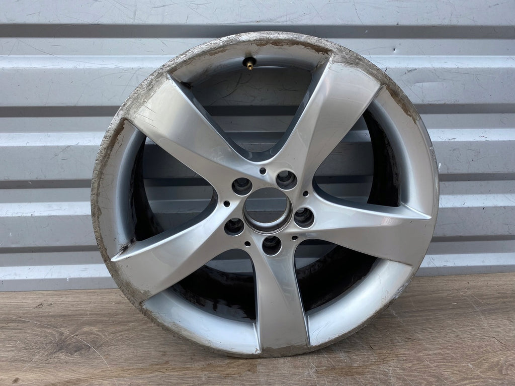 1x Alufelge 18 Zoll 8.0" 5x112 50ET Glanz Silber A2044018302 Mercedes-Benz