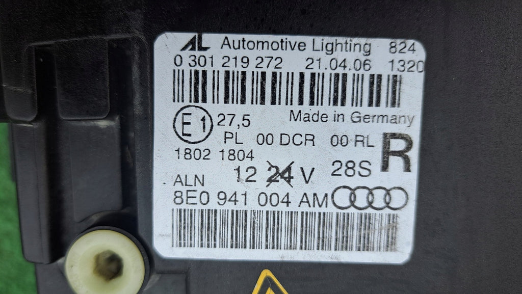 Frontscheinwerfer Audi A4 B7 8E0941004AM Xenon Rechts Scheinwerfer Headlight SCH3831213422wo