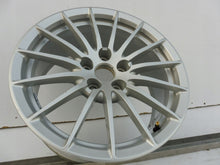 Load image into Gallery viewer, 1x Alufelge 17 Zoll 7.5&quot; 5x112 29ET 829601025A Audi A4 B9 Rim Wheel