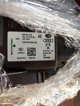 Laden Sie das Bild in den Galerie-Viewer, Frontscheinwerfer Audi A3 8V0941006 Xenon Rechts Scheinwerfer Headlight SCH1903257636rc