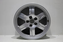 Load image into Gallery viewer, 1x Alufelge 17 Zoll 7.5&quot; 5x112 28ET Silber 8T0601025C Audi A5 Rim Wheel