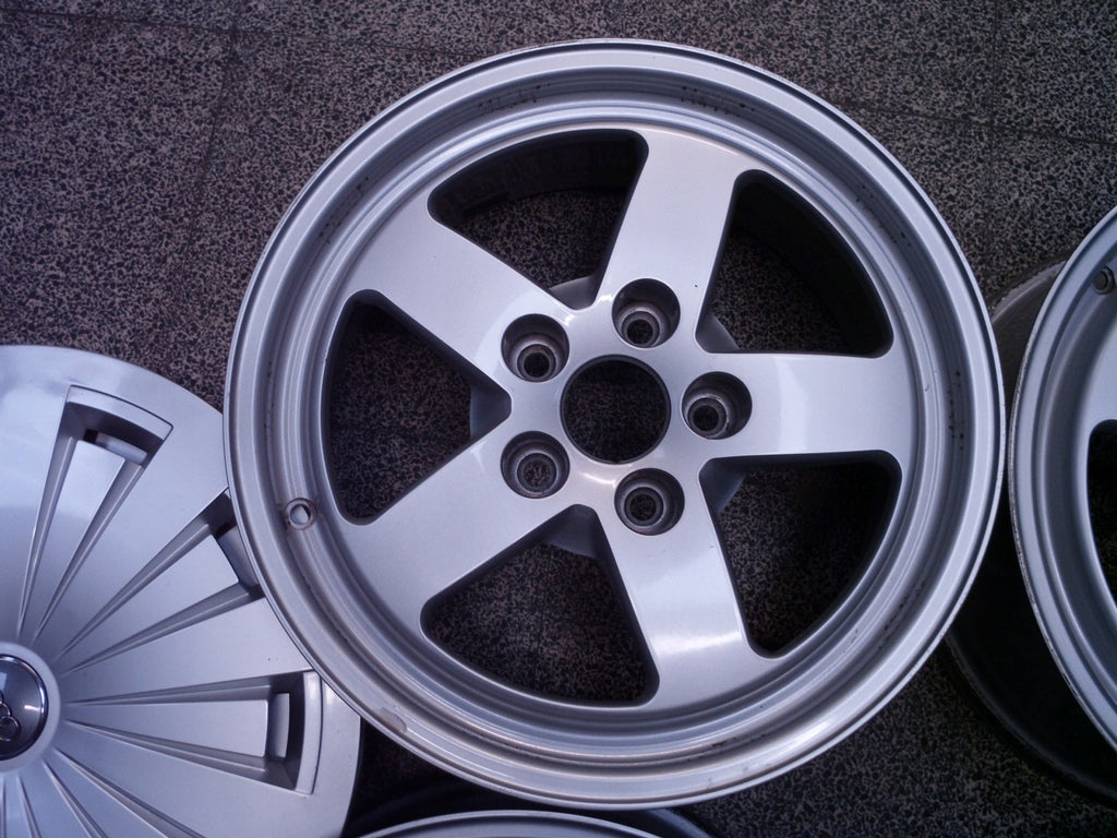 4x Alufelge 16 Zoll 7.0" 5x112 35ET Glanz Silber 8W0601025 Audi I Rim Wheel FEL3333767714ud