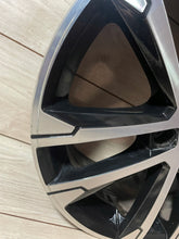 Laden Sie das Bild in den Galerie-Viewer, 1x Alufelge 17 Zoll 7.5" 5x112 5G0601025AK VW Golf VII I Rim Wheel FEL1627630646cx