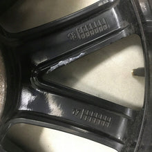 Laden Sie das Bild in den Galerie-Viewer, 1x Alufelge 17 Zoll 7.0&quot; 5x108 40 5ET Glanz Schwarz 31471310 Volvo S60 V60 Ii