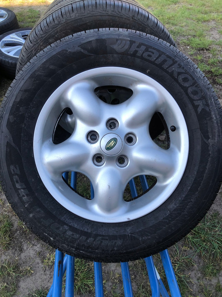 4x Alufelge 16 Zoll 6.0" 5x114.3 46ET Glanz Silber Land Rover I Freelander FEL8515259862sv