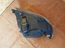 Load image into Gallery viewer, Frontscheinwerfer BMW 3 E91 E90 69427379 Xenon Links Scheinwerfer Headlight SCH8963095052zg