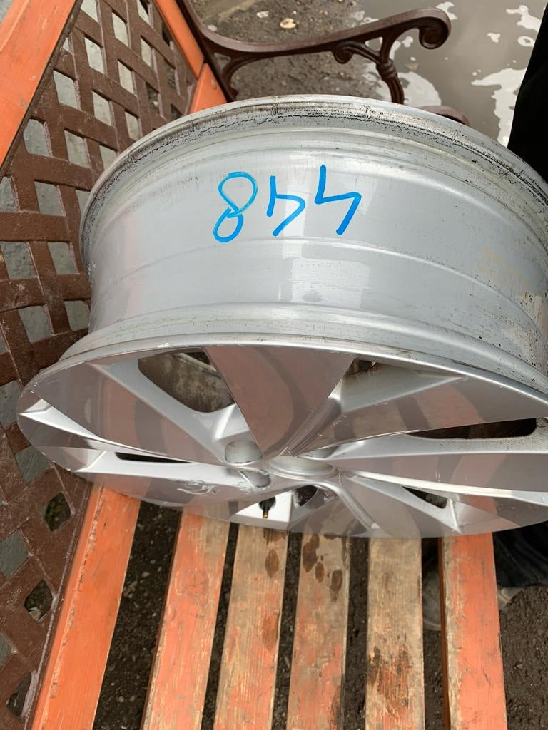 1x Alufelge 17 Zoll 6.5" 5x112 46ET Glanz Silber 5H0601025B VW Golf Viii FEL6330796230tb