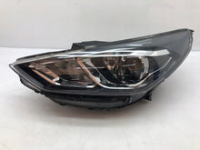 Laden Sie das Bild in den Galerie-Viewer, Frontscheinwerfer Hyundai I30 III G4921-64010 LED Links Scheinwerfer Headlight