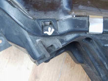 Laden Sie das Bild in den Galerie-Viewer, Frontscheinwerfer Mitsubishi Outlander I 8301C8-64 LED Rechts Headlight