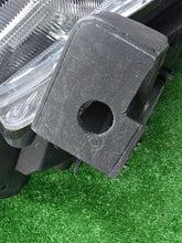 Laden Sie das Bild in den Galerie-Viewer, Frontscheinwerfer Honda Crv Xenon Rechts Scheinwerfer Headlight SCH5942925886cn