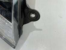 Laden Sie das Bild in den Galerie-Viewer, Frontscheinwerfer VW T6 7L1941036D Rechts Scheinwerfer Headlight SCH5336486315lq