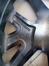 Load image into Gallery viewer, 1x Alufelge 18 Zoll 7.5&quot; 5x114.3 50ET Glanz Graphit 52910-CM300 Hyundai Kona Mg