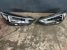 Laden Sie das Bild in den Galerie-Viewer, Frontscheinwerfer Hyundai Tucson 92102-D7700 Ein Stück (Rechts oder Links) SCH5528007477he