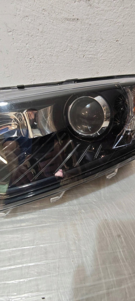 Frontscheinwerfer Skoda Octavia III 5E1941015B 5E1941016B Xenon Ein Satz SCH3371748747yj