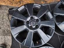Laden Sie das Bild in den Galerie-Viewer, 4x Alufelge 17 Zoll 7.0" 5x110 41ET Opel Signum Vectra Zafira Meriva Rim Wheel FEL4348402885cc
