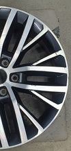 Laden Sie das Bild in den Galerie-Viewer, 1x Alufelge 18 Zoll 7.5" 5x112 46ET Glanz Graphit 5FA601025D Mg Leon Rim Wheel FEL2093562821at