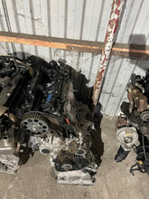 Load image into Gallery viewer, Motor Audi A5 A4 DEZ 2.0 TDI Diesel Engine Unkomplett MOT7686584542td