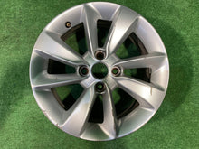 Load image into Gallery viewer, 1x Alufelge 15 Zoll 6.0" 4x100 39ET Opel Corsa E Rim Wheel FEL1075468093ai
