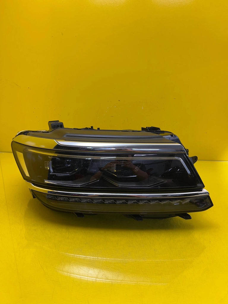 Frontscheinwerfer VW Tiguan 5NB941082D LED Rechts Scheinwerfer Headlight