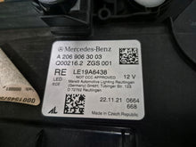 Laden Sie das Bild in den Galerie-Viewer, Frontscheinwerfer Mercedes-Benz W206 A2069063003 Rechts Scheinwerfer Headlight SCH3069881678gf
