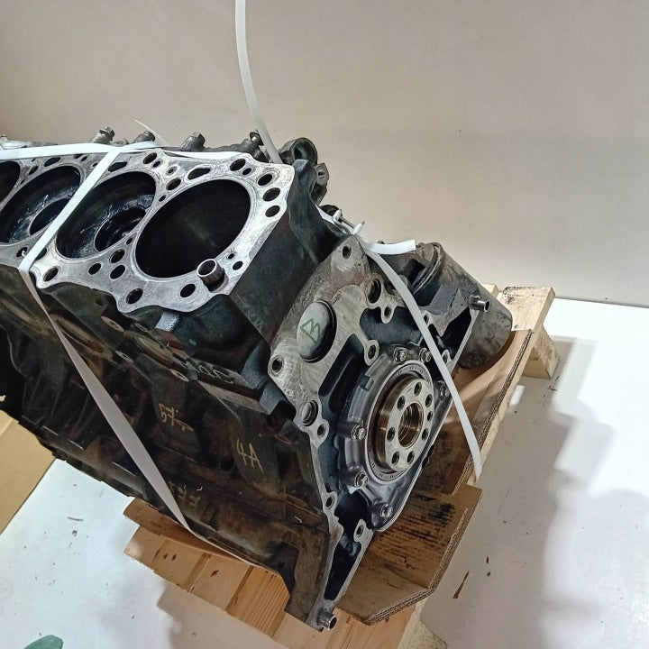 Motorblock Mitsubishi Pajero IV 4M41U 3.2 DID 145TKm 2007 Diesel Unkomplett MOT2706354784df