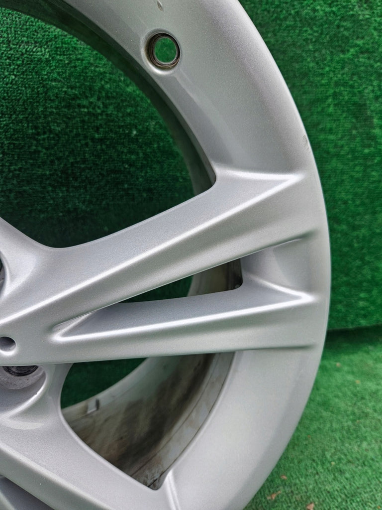 1x Alufelge 18 Zoll 8.0" 5x120 52ET 6796213 BMW F22 1 F21 F23 X1 E84 Rim Wheel FEL6434393524nz