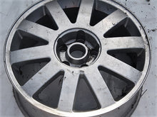 Load image into Gallery viewer, 1x Alufelge 17 Zoll 7.0&quot; 5x112 39ET Glanz Silber 4D0601025AJ Audi Rim Wheel